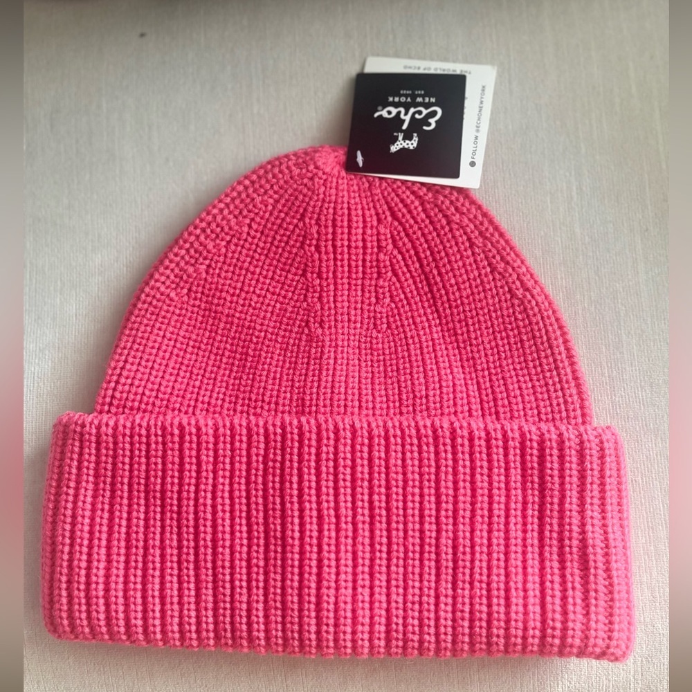 NWT, Echo New York Perfect Ribbed Beanie in Salmon Pink